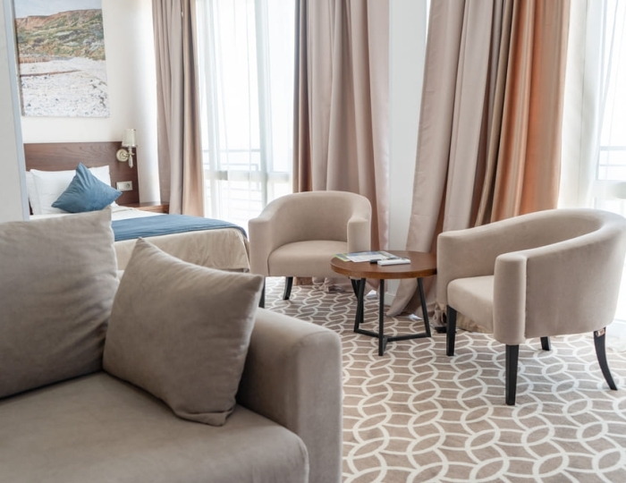 Джуниор сюит с балконом 1 корпус - Спа-отель Grace Aqua Villa / Грейс Аква Вилла Сухум